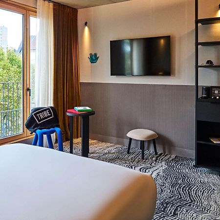 Tribe Paris Clichy Hotel Bagian luar foto