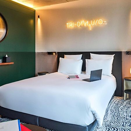 Tribe Paris Clichy Hotel Bagian luar foto